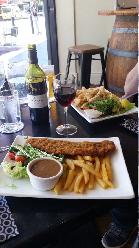 Glenelg Jetty Hotel - e-Seniors 3