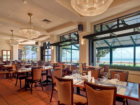 The Promenade Restaurant - e-Seniors 0