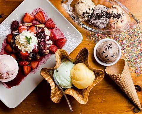 Royal Copenhagen Ice Creamery And Dessert Bar - e-Seniors 0