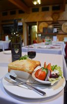 Baccus Restaurant - e-Seniors 3