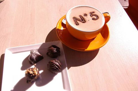 Chocolate @ No. 5 - e-Seniors 0