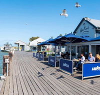 Hector's Cafe on the Wharf - e-Seniors