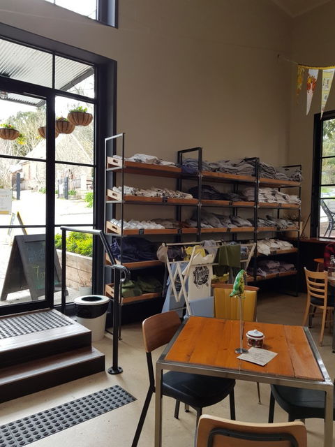 The Uraidla Republic Cafe - e-Seniors 11