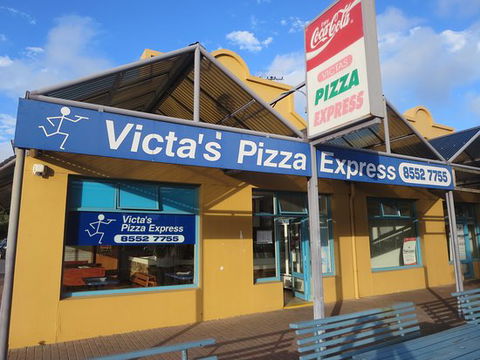 Victa's Pizza Express - e-Seniors 0