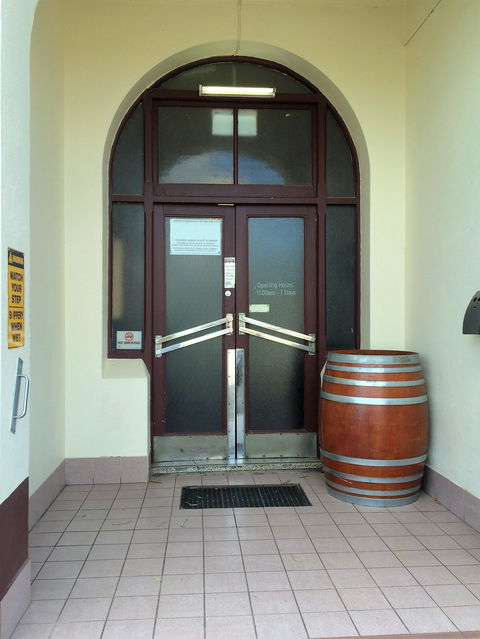 Golden Grain Hotel - e-Seniors 10