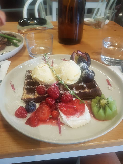 Kin + Co Cafe - e-Seniors 5