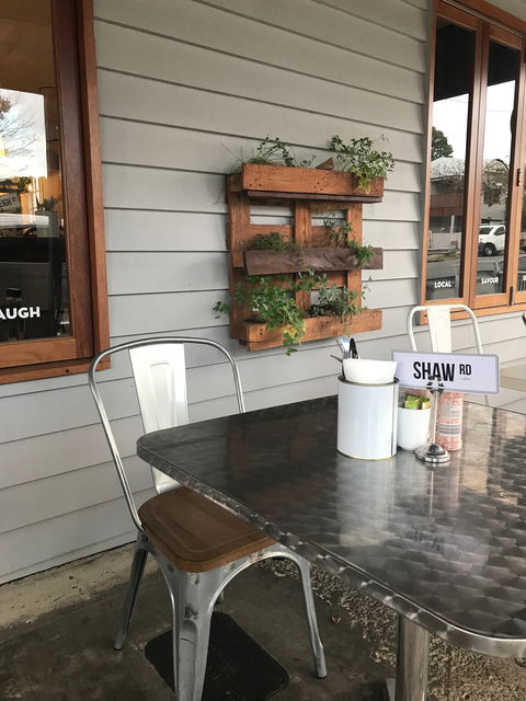 Let Minnow Cafe - e-Seniors 2