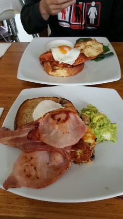 Little Sista Cafe - e-Seniors 0