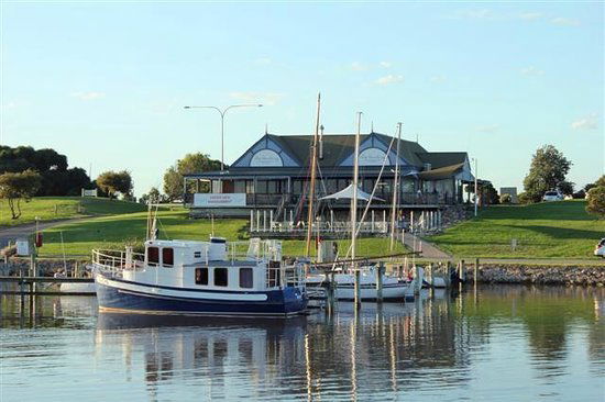 Hindmarsh Island SA e-Seniors