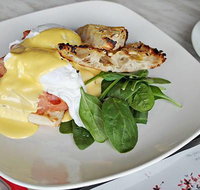 Cafe on Legs Restaurant  Bar - e-Seniors