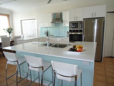 Custom Kitchens By Design - e-Seniors 1