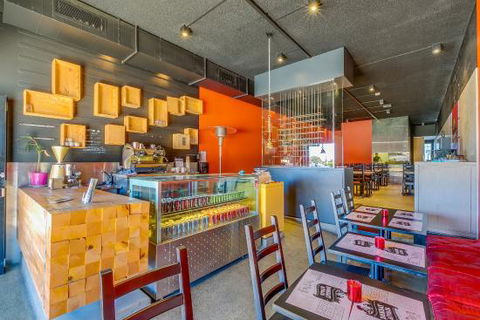 Bombay Affair - e-Seniors 0