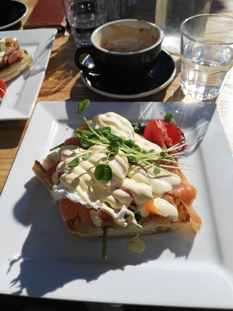 Cafe Gold Coast - e-Seniors 5