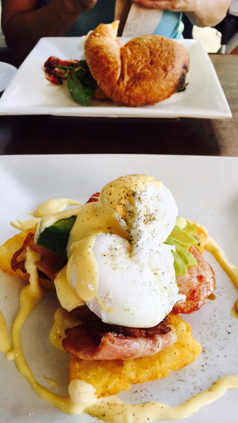 Daniel Stuart Fine Foods - e-Seniors 5