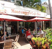 Moondoggy's Cafe Bar - e-Seniors