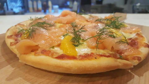 Creek's Pizza Project - e-Seniors 0