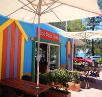 The Boatshed by the Sea - e-Seniors