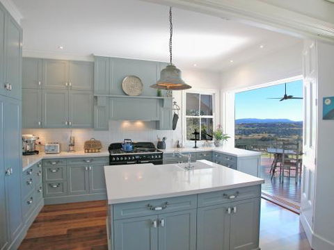 Solid Kitchens `n’ Cabinets - e-Seniors 2