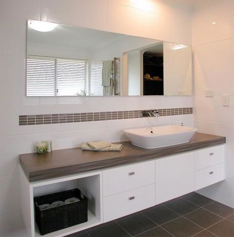 Solid Kitchens `n’ Cabinets - e-Seniors 3