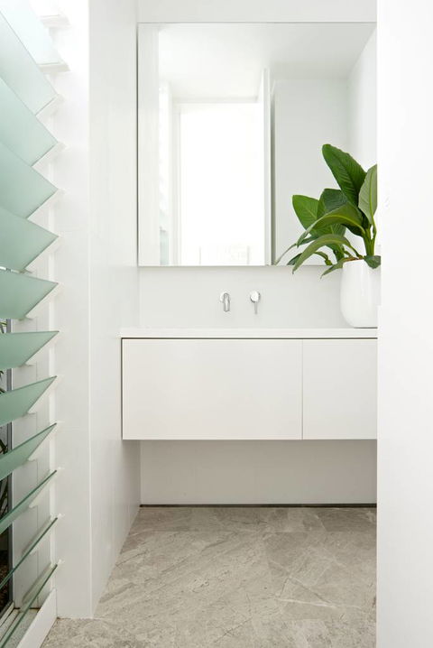 Solid Kitchens `n’ Cabinets - e-Seniors 5
