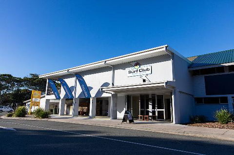 The Surf Club Bribie Island - e-Seniors 0