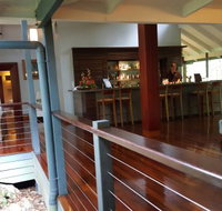 Treehouse Restaurant - e-Seniors