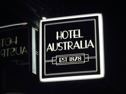 The Australian Hotel - e-Seniors 0