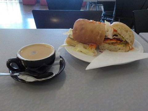 Klik - Cafe-breakfast-lunch - e-Seniors 0