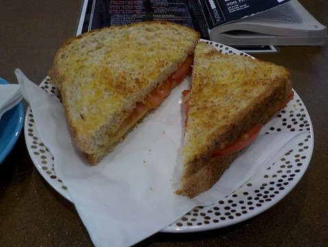 Queen Bean Cafe - e-Seniors 0