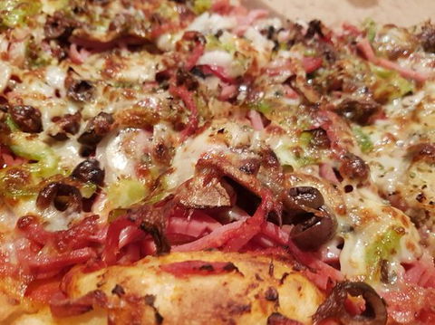 Sylvester Pizza - e-Seniors 0