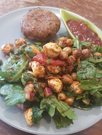 Crooked Kitchen - e-Seniors 0