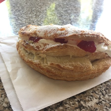 La Panella Bakery - e-Seniors 0