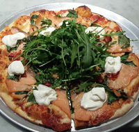 Mr Smokestack Woodfire Pizza - e-Seniors