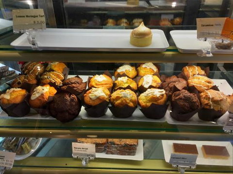 Gloria Jeans Kingsway - e-Seniors 0