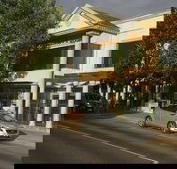 McGuires Bistro - Sherbourne Terrace - e-Seniors
