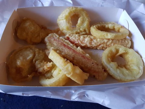 Loz's Fish & Chips - e-Seniors 0