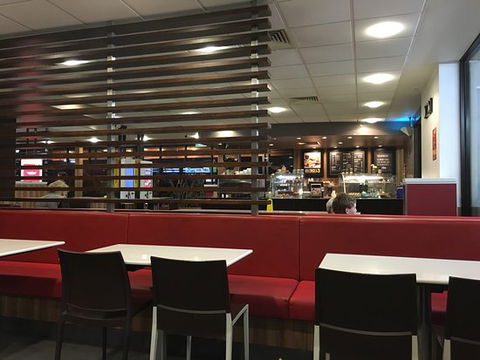 Mcdonald's Family Restaurants - e-Seniors 0