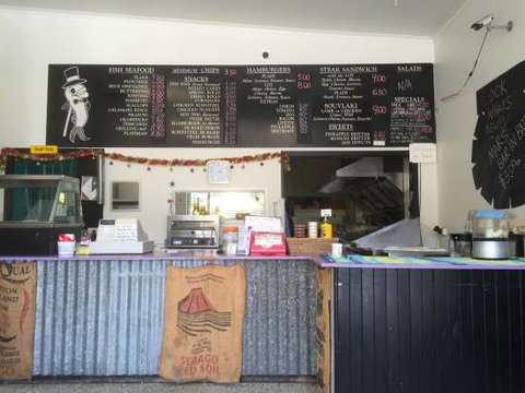 Rosebud Wets Fish 'n' Chips - e-Seniors 0