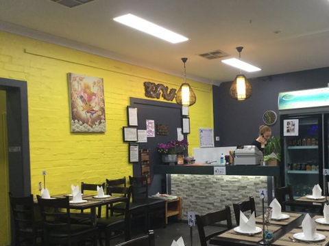 Aroi Thai Restaurant - e-Seniors 0