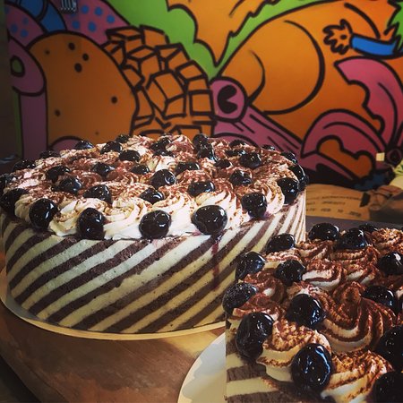 Gusto Gelateria And Pastry - e-Seniors 0