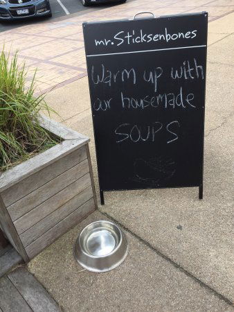 Mr Sticksenbones - e-Seniors 0