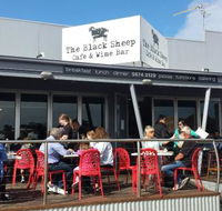 The Black Sheep - e-Seniors