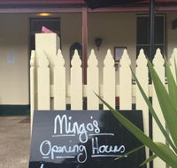Mingo's at the Junction - e-Seniors