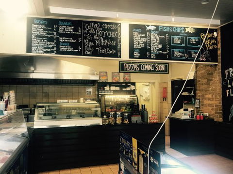 Paradise Point Cafe & Takeaway - e-Seniors 0