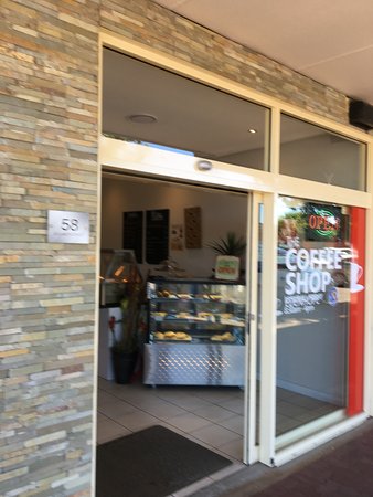 The Coffee Shop - e-Seniors 0
