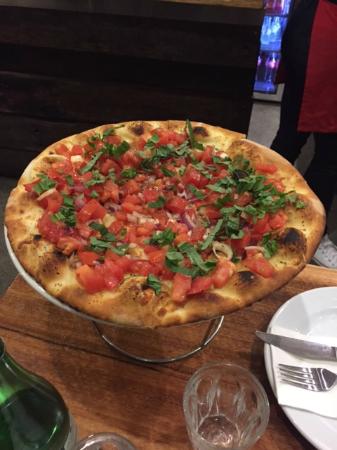 Fratelli's Wood Fired Pizza - e-Seniors 0
