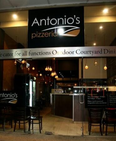 Antonios Pizzeria - e-Seniors 0
