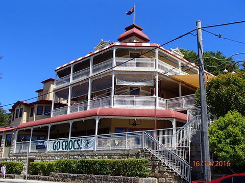The Como Grill - The Historic Como Hotel Restaurant - e-Seniors 0