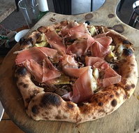 Toro Nero Pizza Cafe Co - e-Seniors