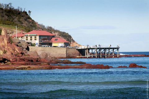 Merimbula Aquarium And Wharf Restaurant - e-Seniors 0